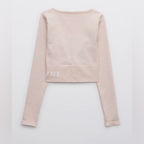 Offline by Arie ribbed cropped workout top - Picture 2 of 8